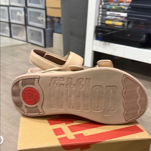 FitFlop, F-Mode Go Adjustable, Beige - Picture 6 of 11